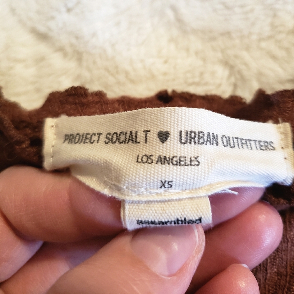 Urban Outfitters x Project Social T Ribbed Ruffle Tank - Picture 3 of 8